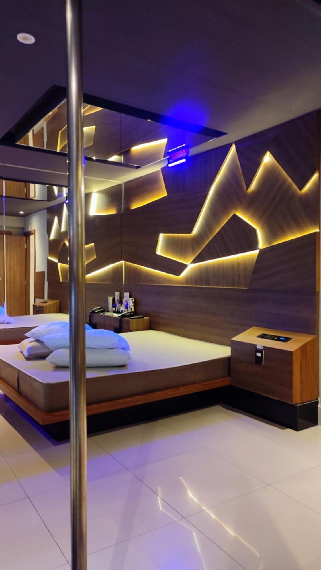 Swing 1 Hotel do amor *