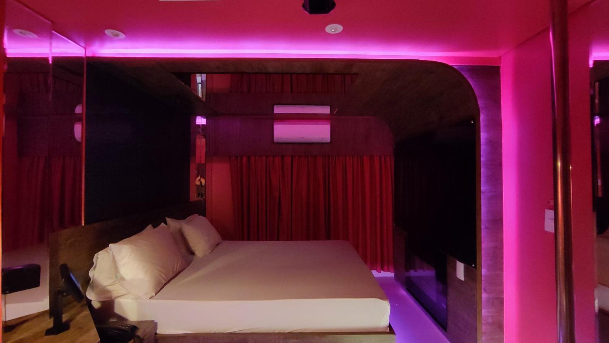 Hotel do amor Swing 1 *