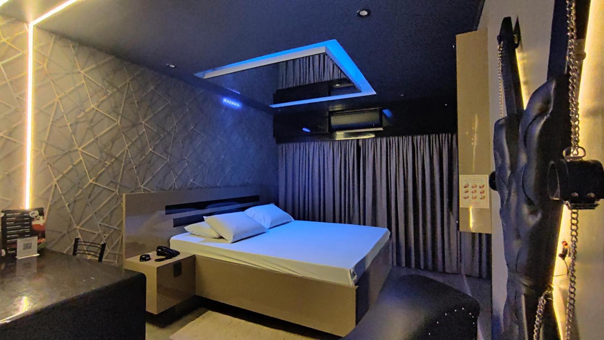Swing 1 Hotel do amor *