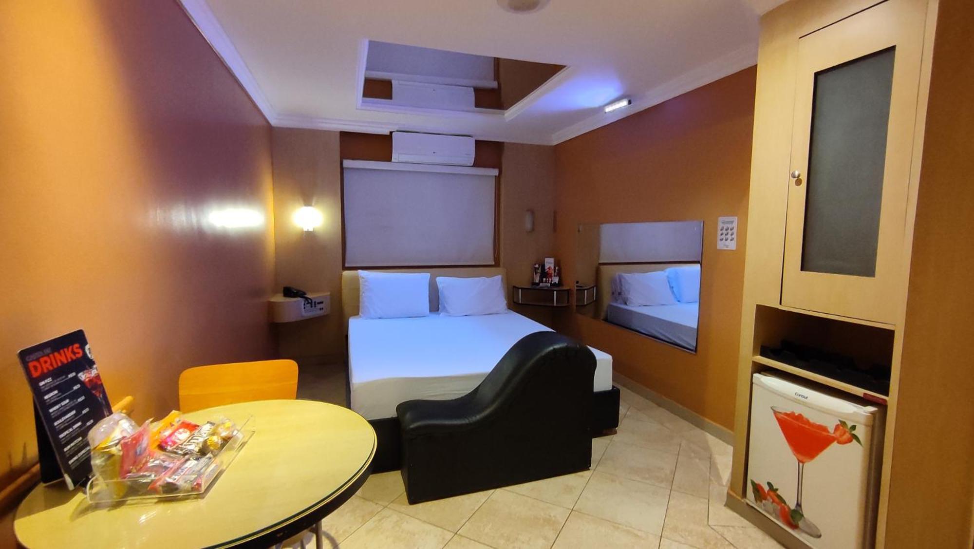 Hotel do amor Swing 1
