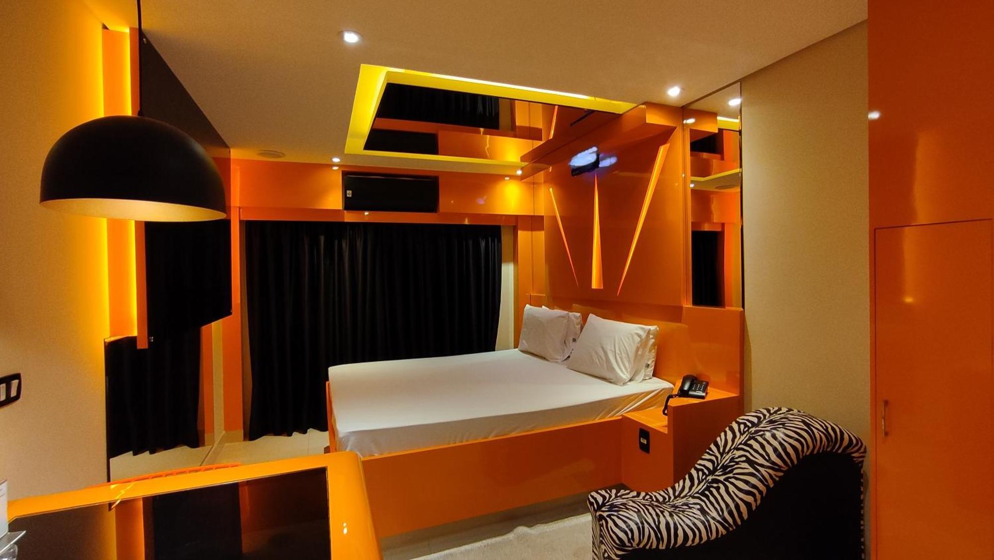 Swing 1 Hotel do amor *